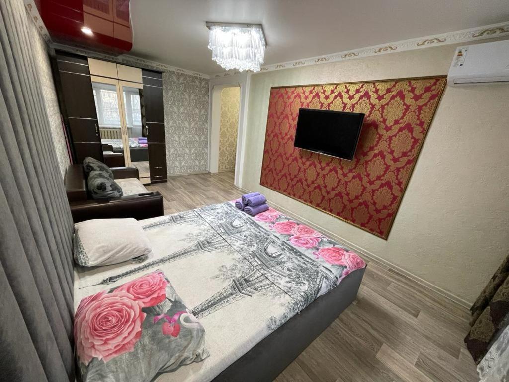 Лермонтова 91 Apartment Pavlodar Bagian luar foto