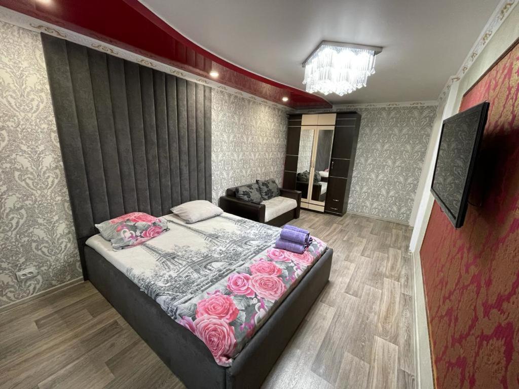 Лермонтова 91 Apartment Pavlodar Bagian luar foto